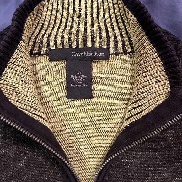 Calvin Klein Jeans Quarter-Zip Sweater โ Size Large - Picture 5 of 5